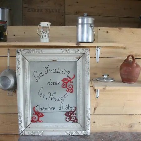 Bed & Breakfast La Maison Dans Les Nuages